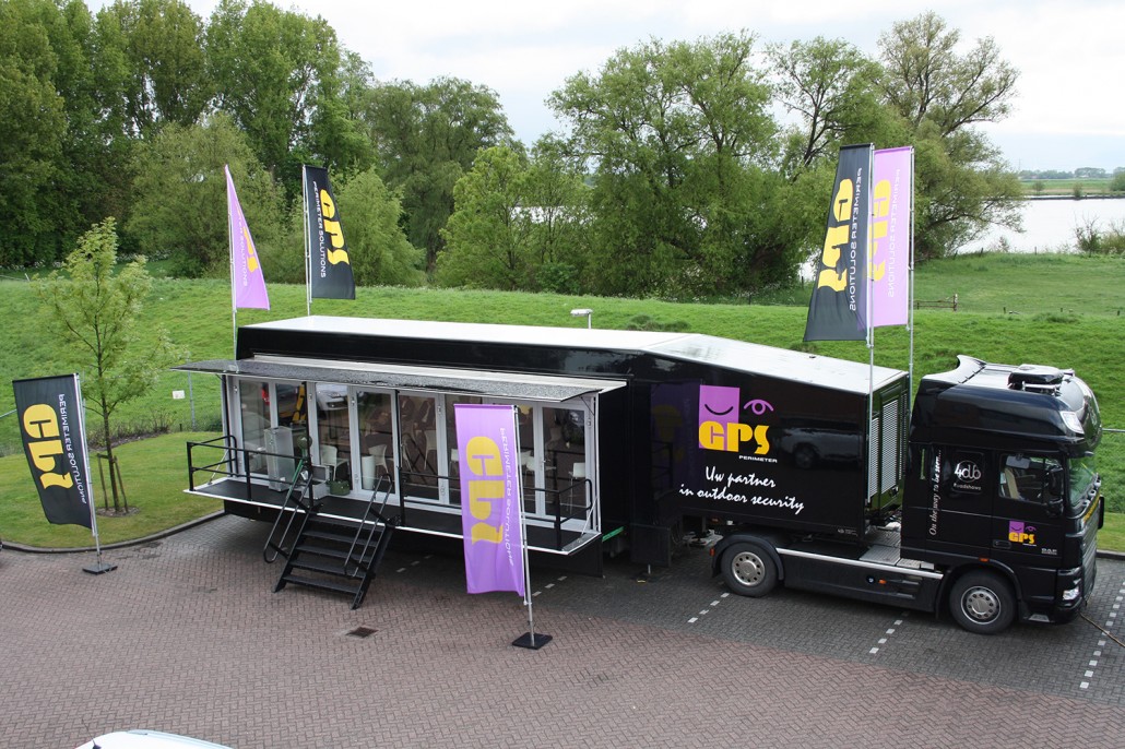 Ligthart fahrzeugbau : roadshow trailers.